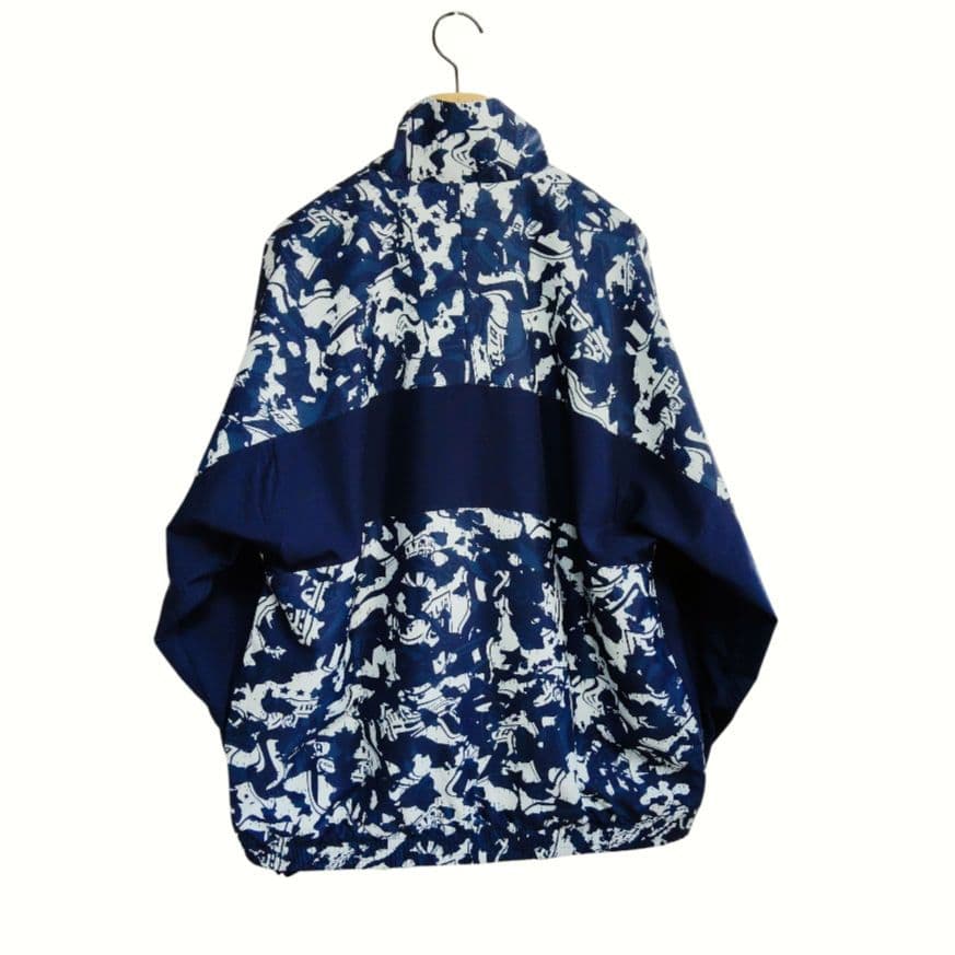 新品希少品 サッカーイタリア代表ウーブントップ トレーニング ジャージジャケット