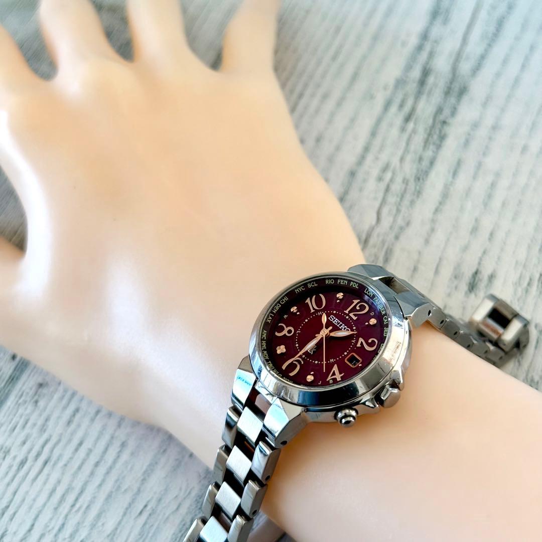 【希少】SEIKO ルキア 腕時計 1B25-0AC0 電波 チタン ボルドー