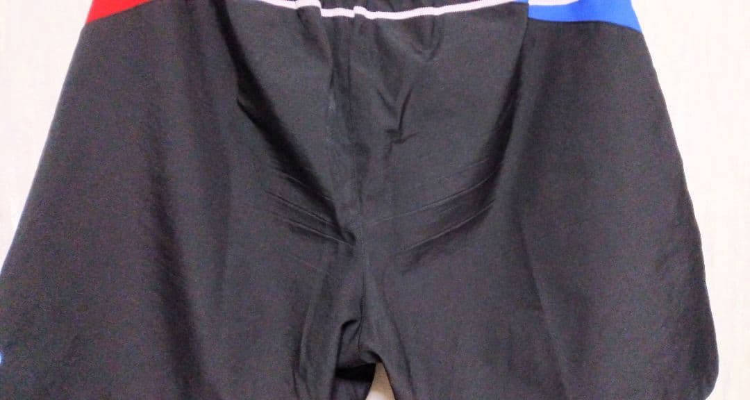 サントリーサンバーズ　アシックス　バレーボール　パンツ　支給品