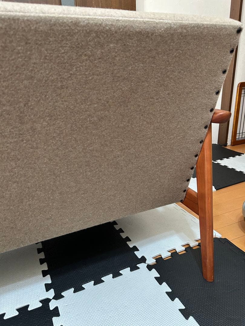 カリモク60＋カリモク　Kチェア 2シーター ソファ　ベージュ　2人掛け