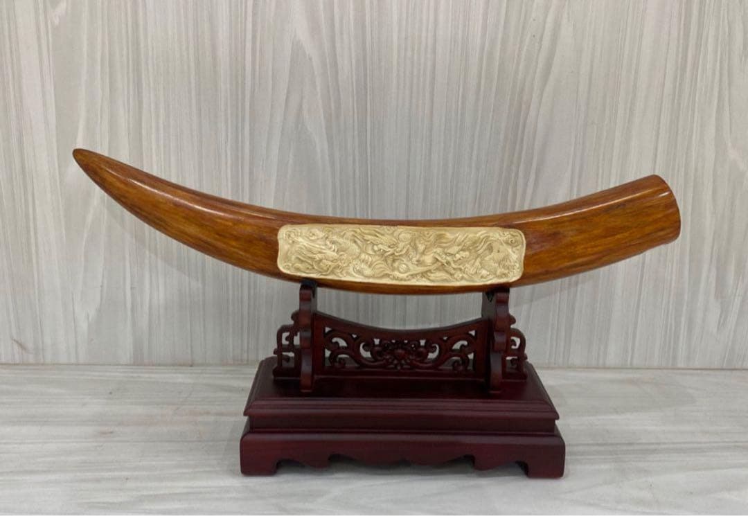 天然マンモス牙美しい手作り彫刻龍戯珠 置物