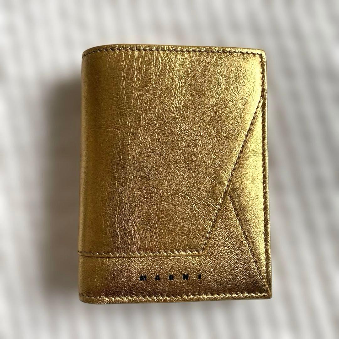 【美品】MARNI ゴールド二つ折り財布