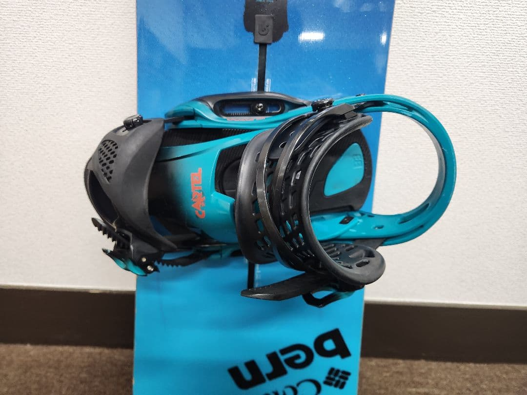 Red Bull Columbia bern スノーボード　153㎝