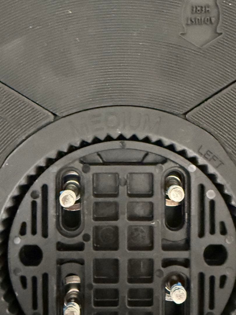 SALOMON district 24-25モデル　ブラック　サイズM