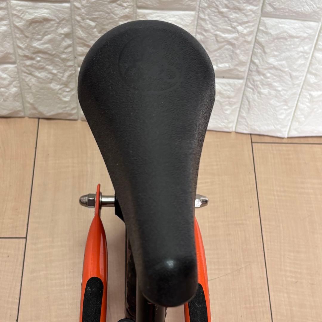 【人気のオレンジ】ストライダー スポーツモデル 12インチ 日本正規品