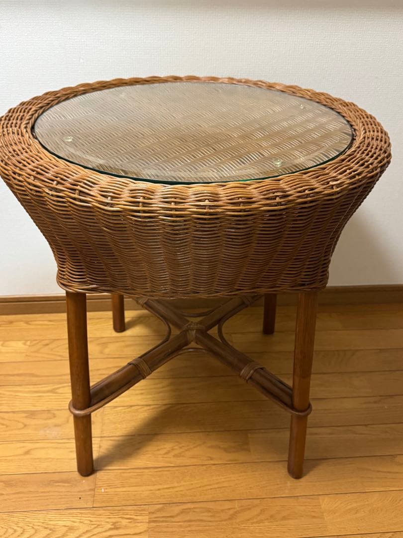 ラタンテーブル 円形 ガラス天板 籐家具