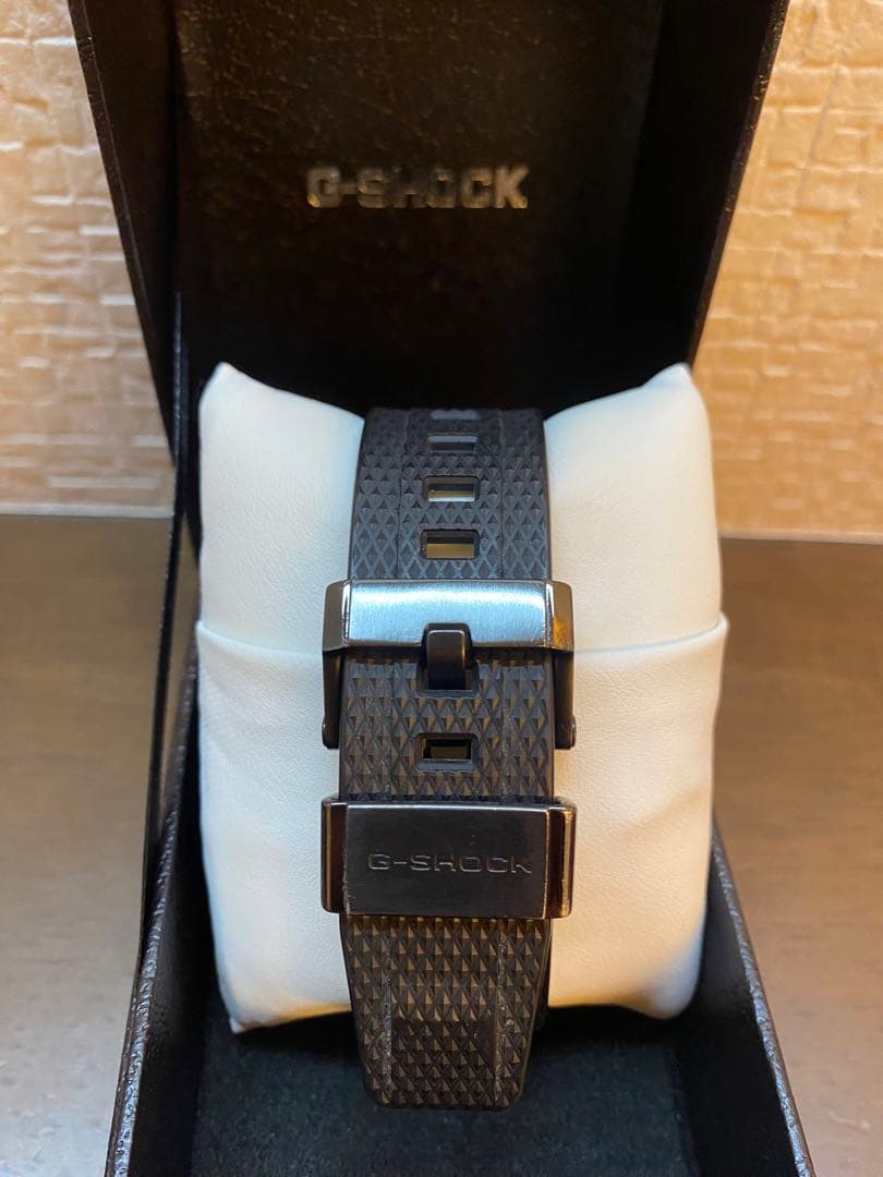 【極美品/レア】G-SHOCK GST-B100XB-2AJF 海外セレブ愛用