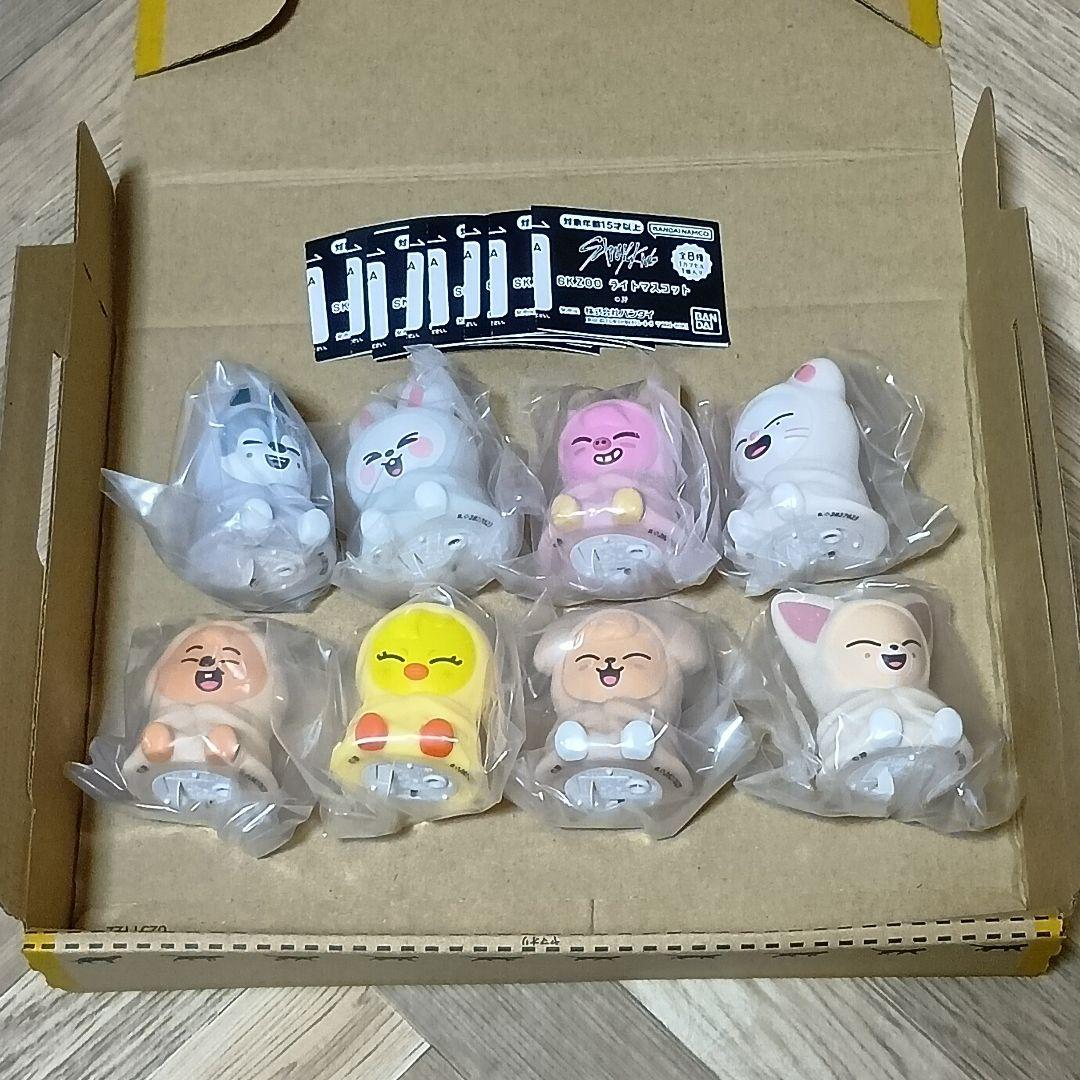 スキズ　skzoo　ライトマスコット　コンプリートセット　ガチャガチャ