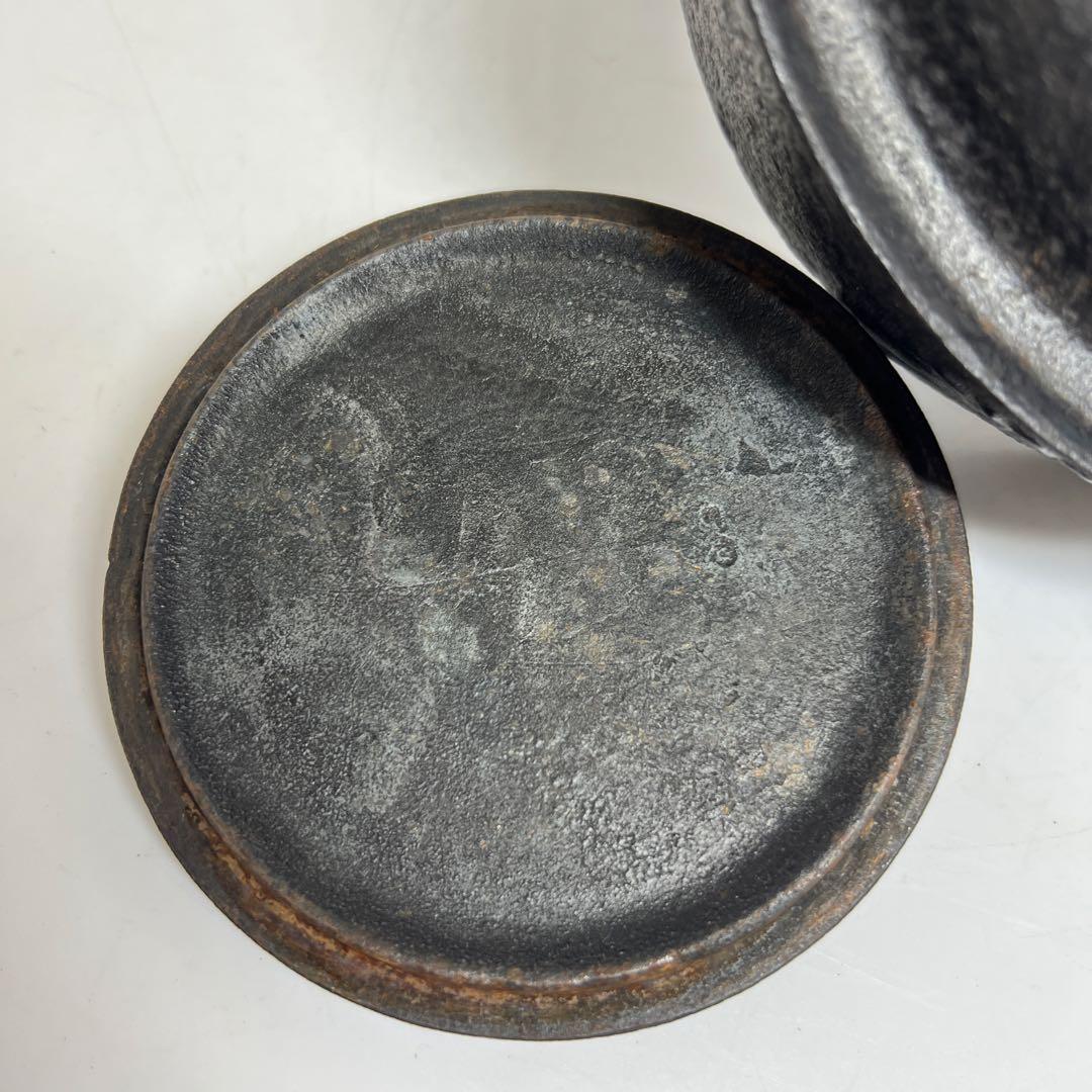 南部　宝泉　出来良　菊図　鉄瓶　1841g 東さ8-0131☆2F