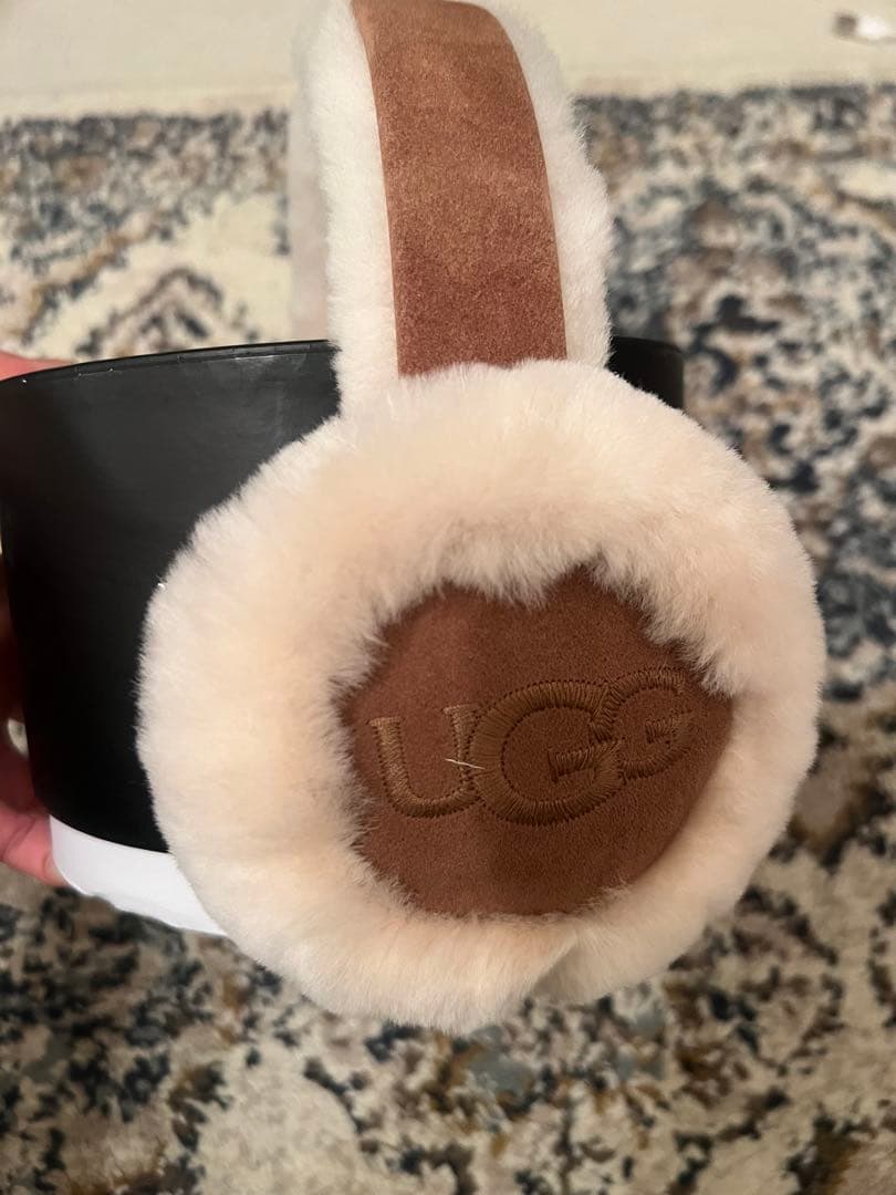 ［最終お値下げ］UGG ブラウンファーシープスキン チェスナットイヤーマフ