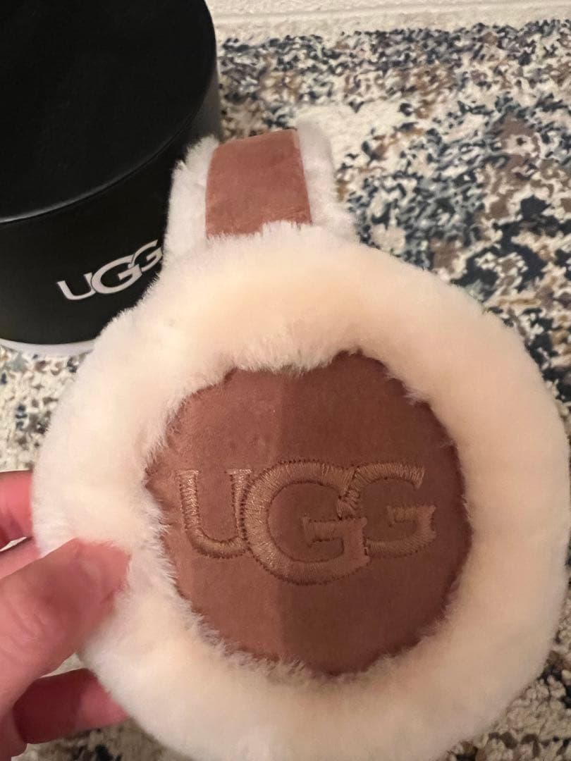 ［最終お値下げ］UGG ブラウンファーシープスキン チェスナットイヤーマフ