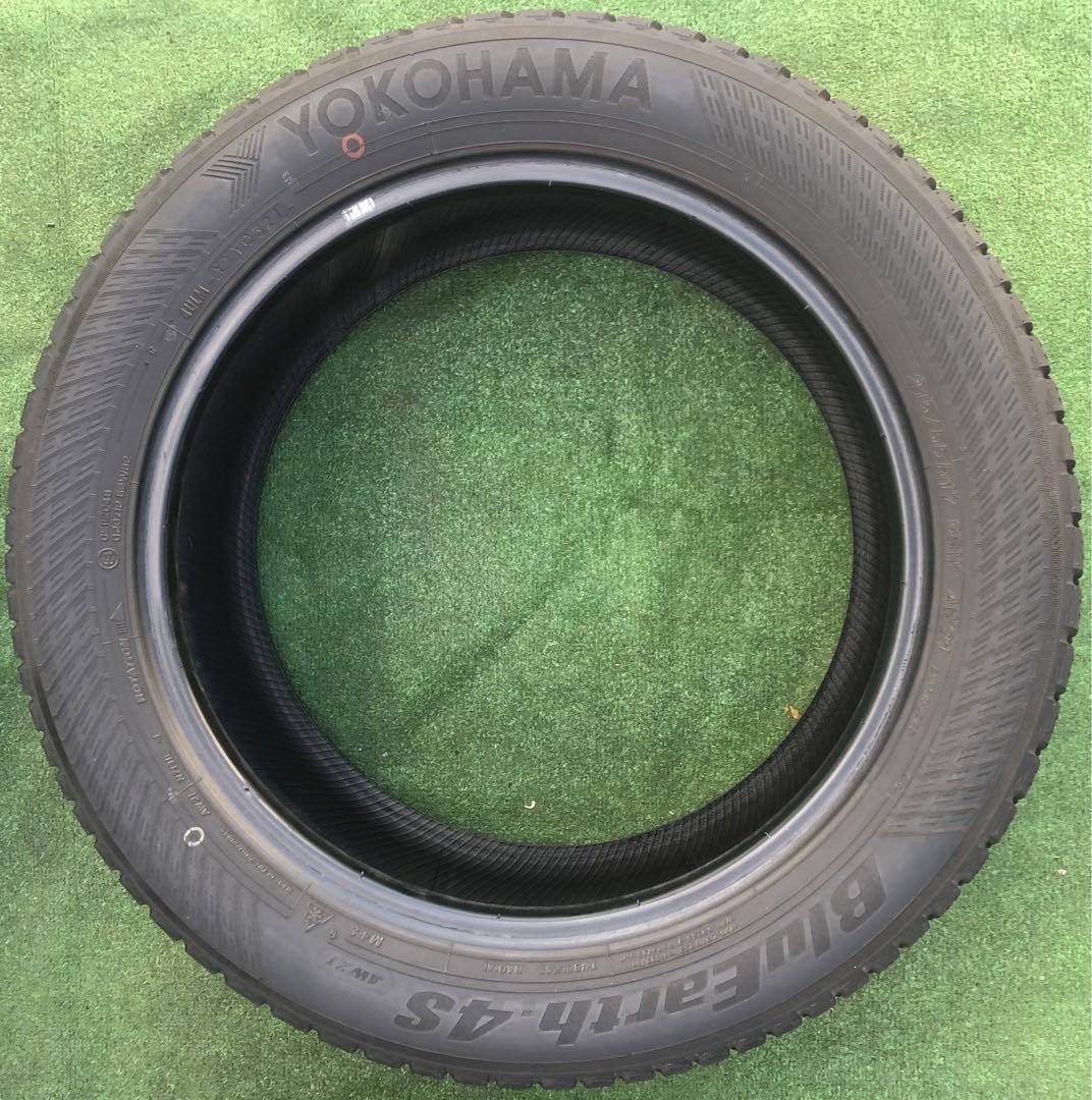 215/55 R17 YOKOHAMA BluEarth-4S タイヤ￼