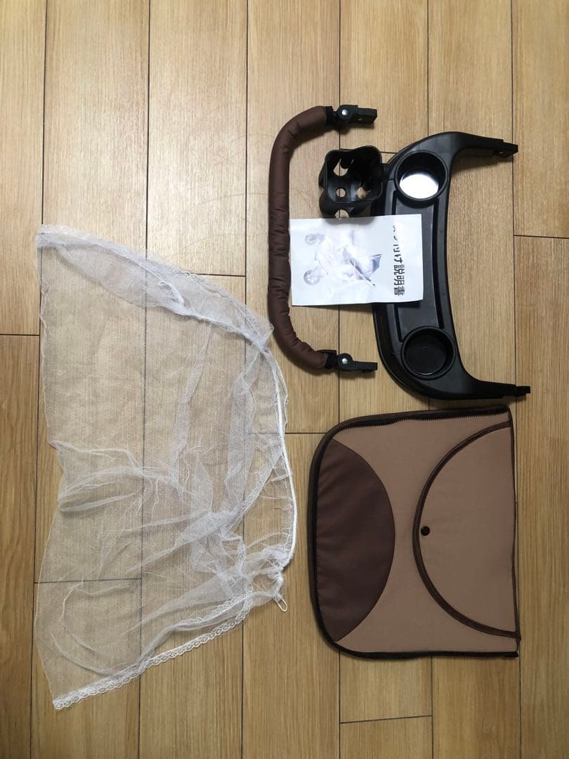 【極美品】ブラウン　ベビーカー　折りたたみ式