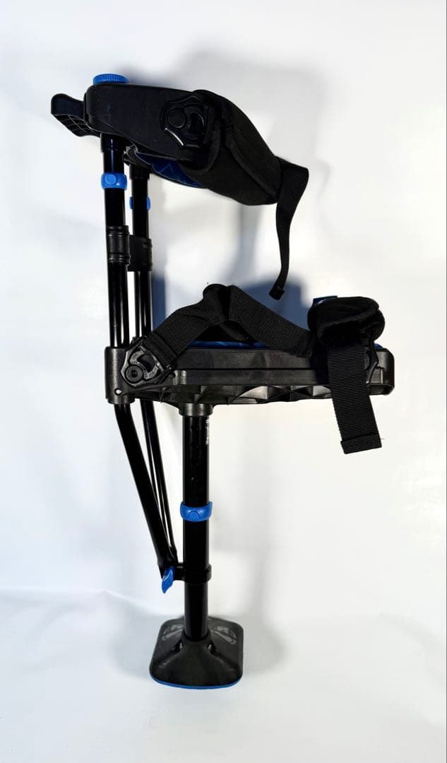 iWALK3.0 ハンズフリー膝松葉杖