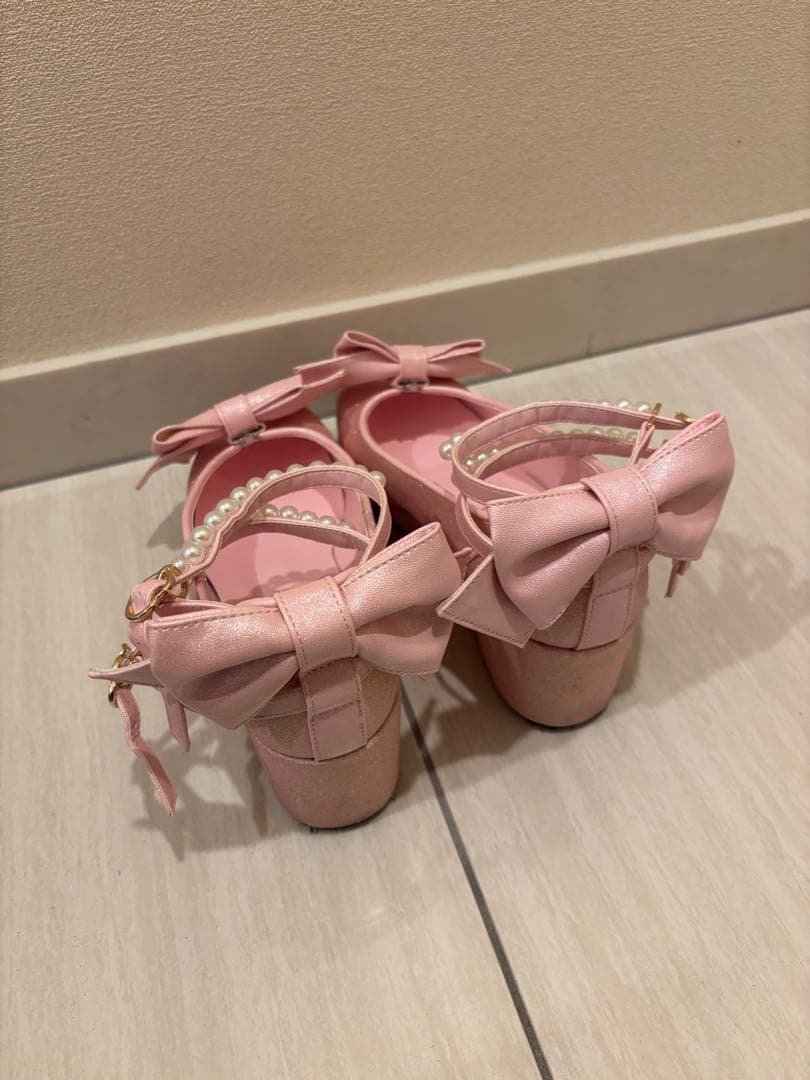 ANGELIC PRETTY リボン付きパールストラップピンクパンプス