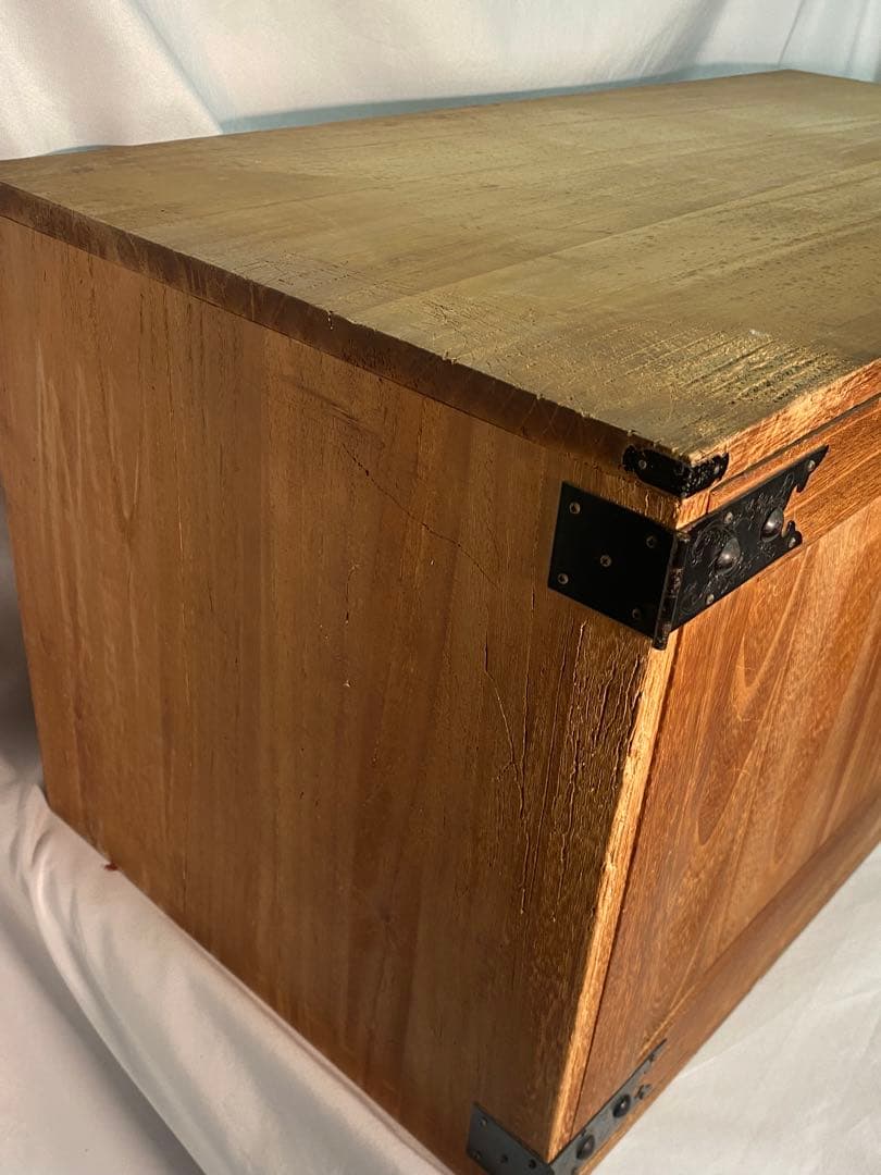 2794❣️ 桐箪笥 小型収納棚 3段 衣装ダンス 着物 チェスト 観音開き