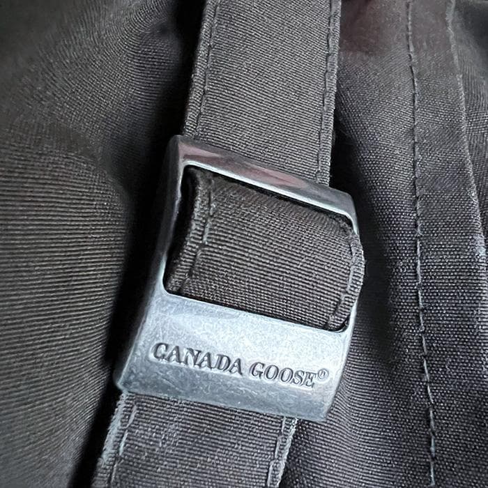 t*e様 カナダグースのダウンコート　ロング丈