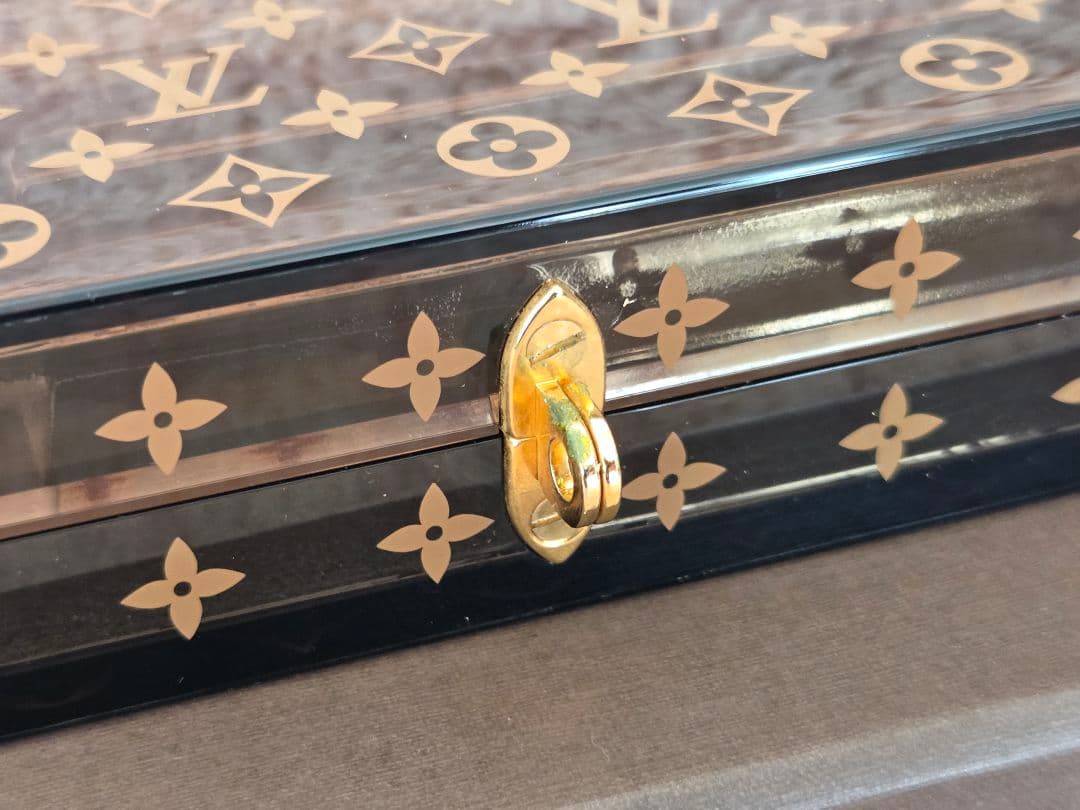 【新品未使用】ルイ・ヴィトン　25周年記念　木製箸セット　アクリルケース付き