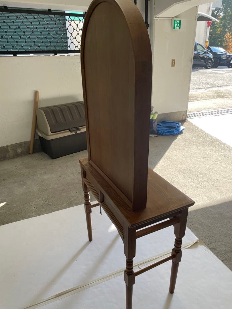 欧米家具　アンティーク　木製アーチ型ミラー付きドレッサー