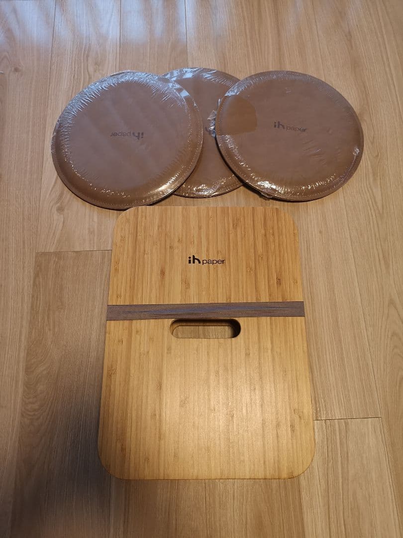 ih  折りたたみ ペーパーロングベンチ