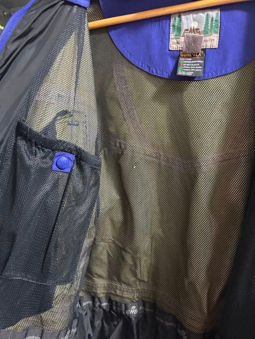 90s EMS ゴアテックス　gore-tex マウンテンパーカー　Lサイズ