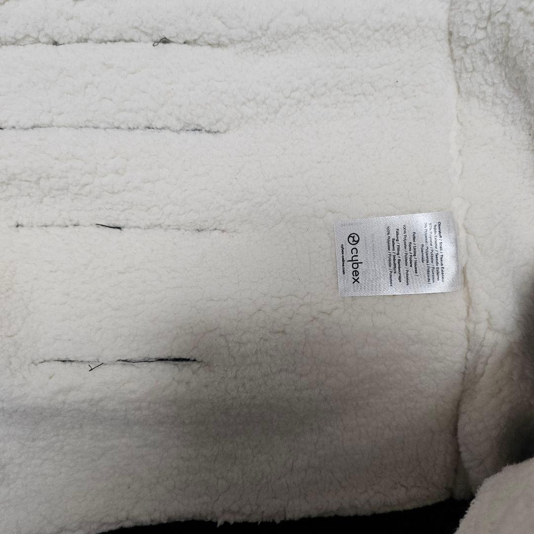 サイベックスプラチナム　cybex フットマフ ブラック