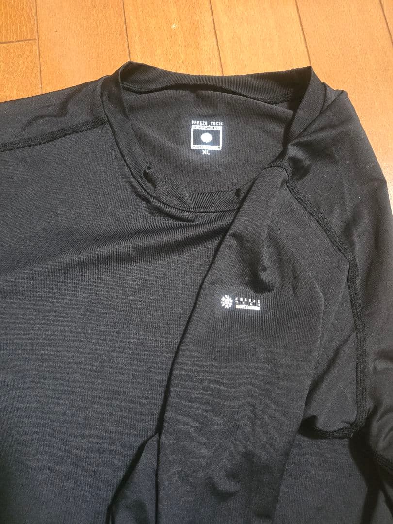 人気 話題品 フリーズテック 氷撃α クルーネック インナー 冷感