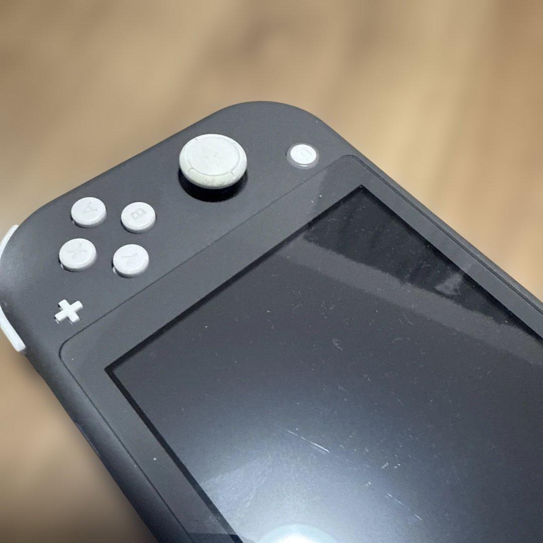 Nintendo Switch Lite 本体