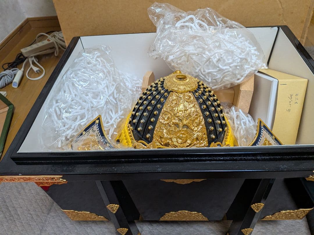 伝統的な五月人形 兜