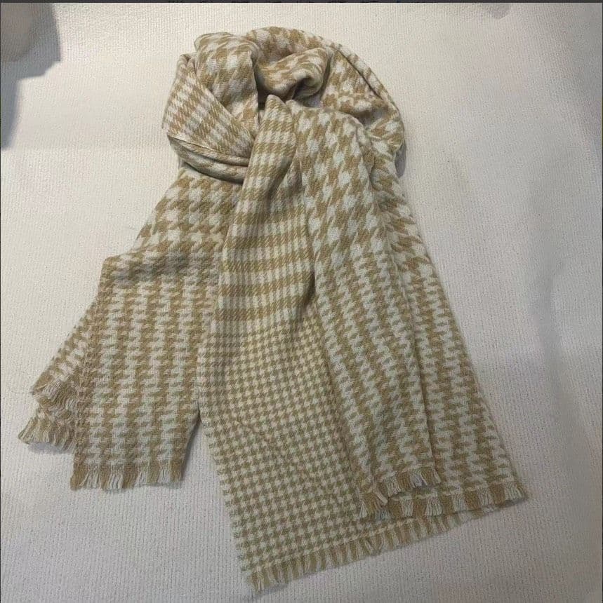 チェック柄ストール ベージュとホワイト