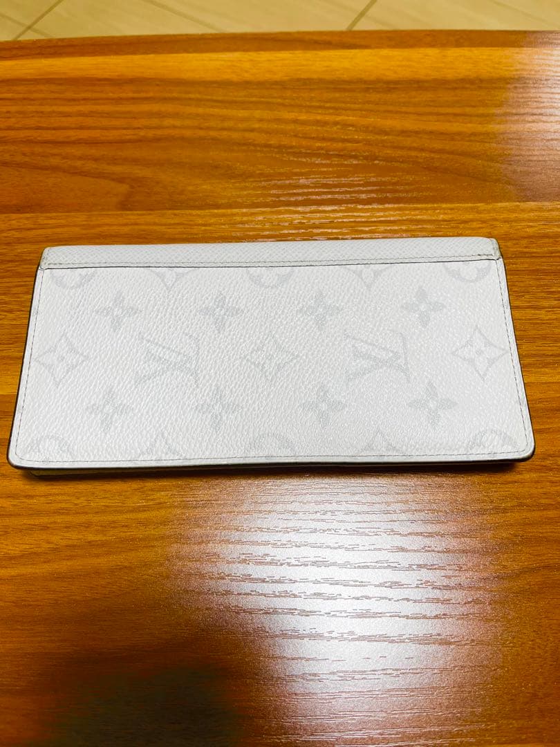ルイヴィトン　LOUIS VUITTON タイガラマ　長財布