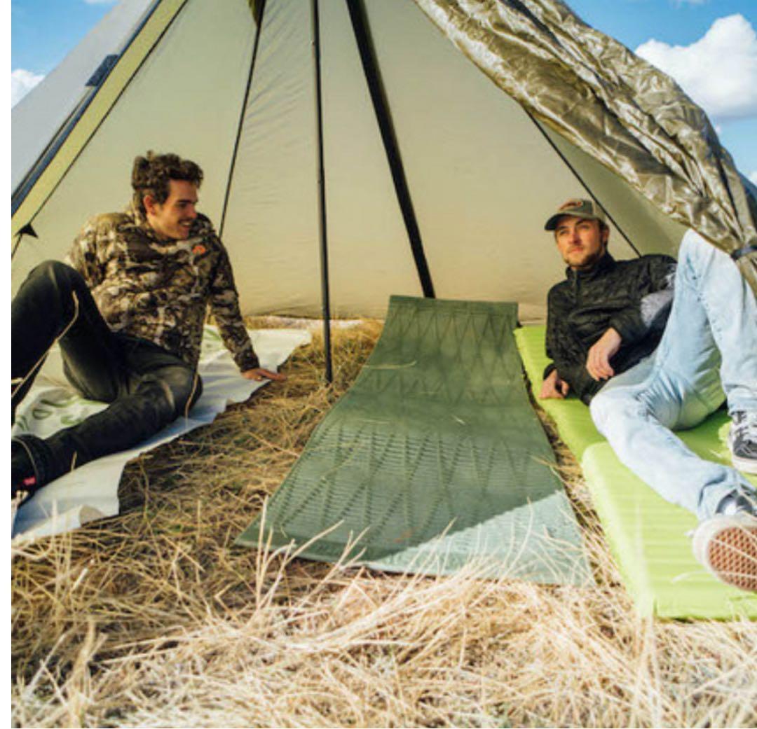 シークアウトサイド　シマロン　4人用　ULワンポールテント　煙突ポート