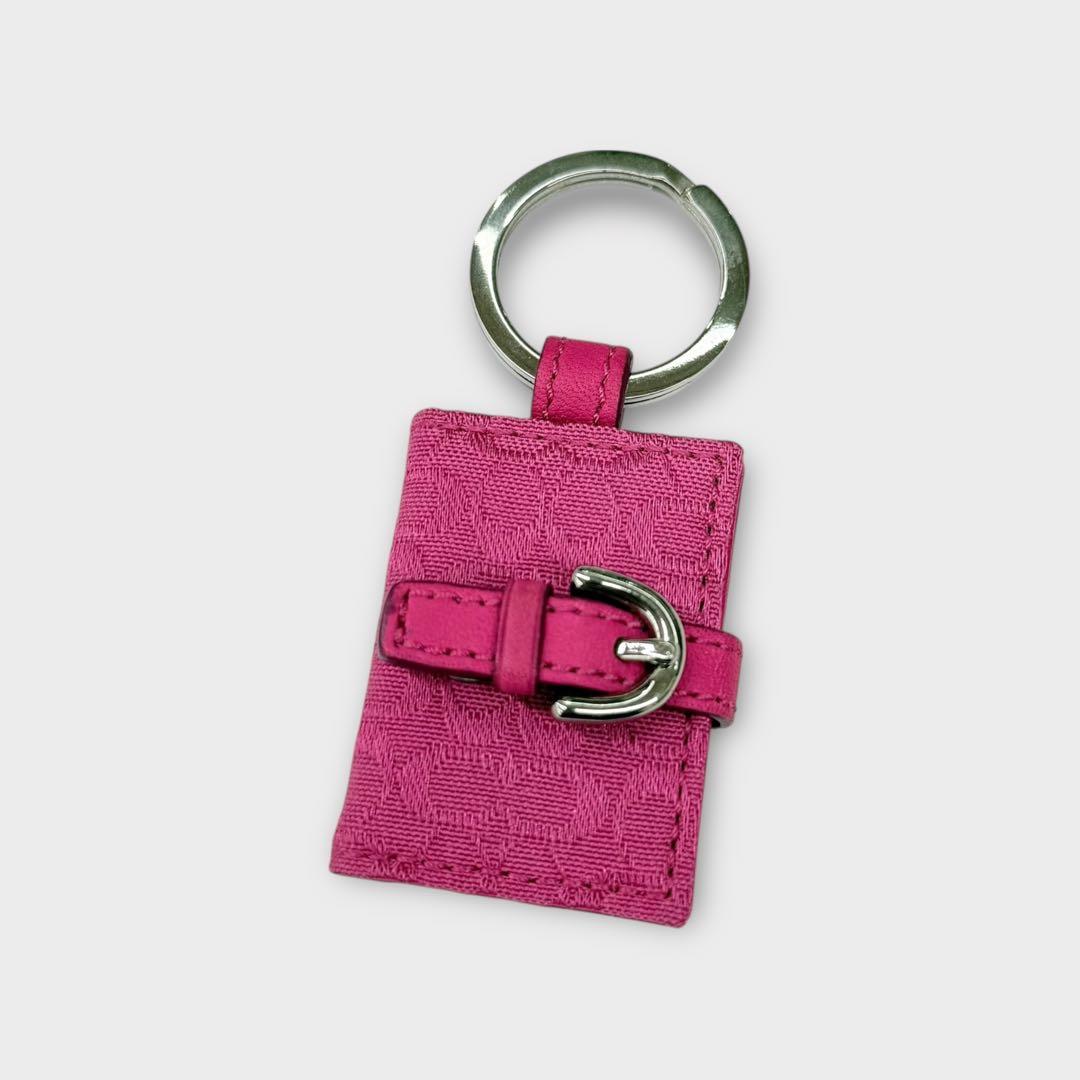 COACH 手帳型 ピンク シグネチャー キーホルダー ソーホー