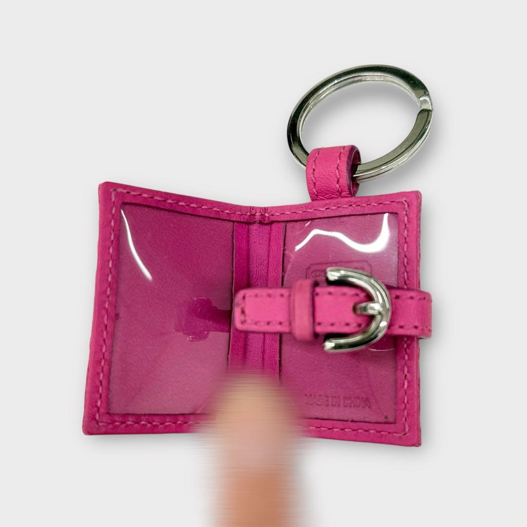 COACH 手帳型 ピンク シグネチャー キーホルダー ソーホー