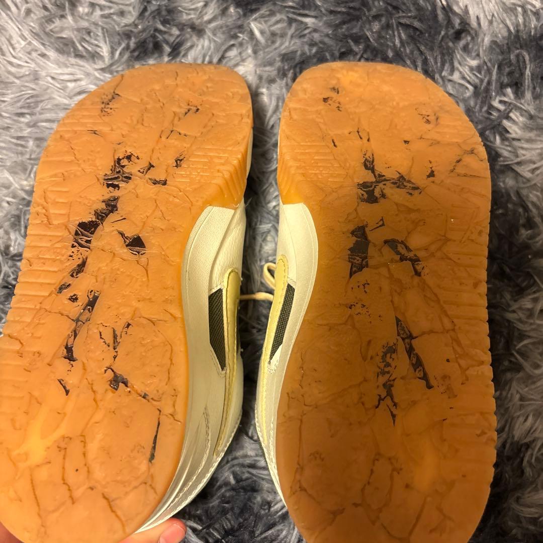 Nikeトラビススコット