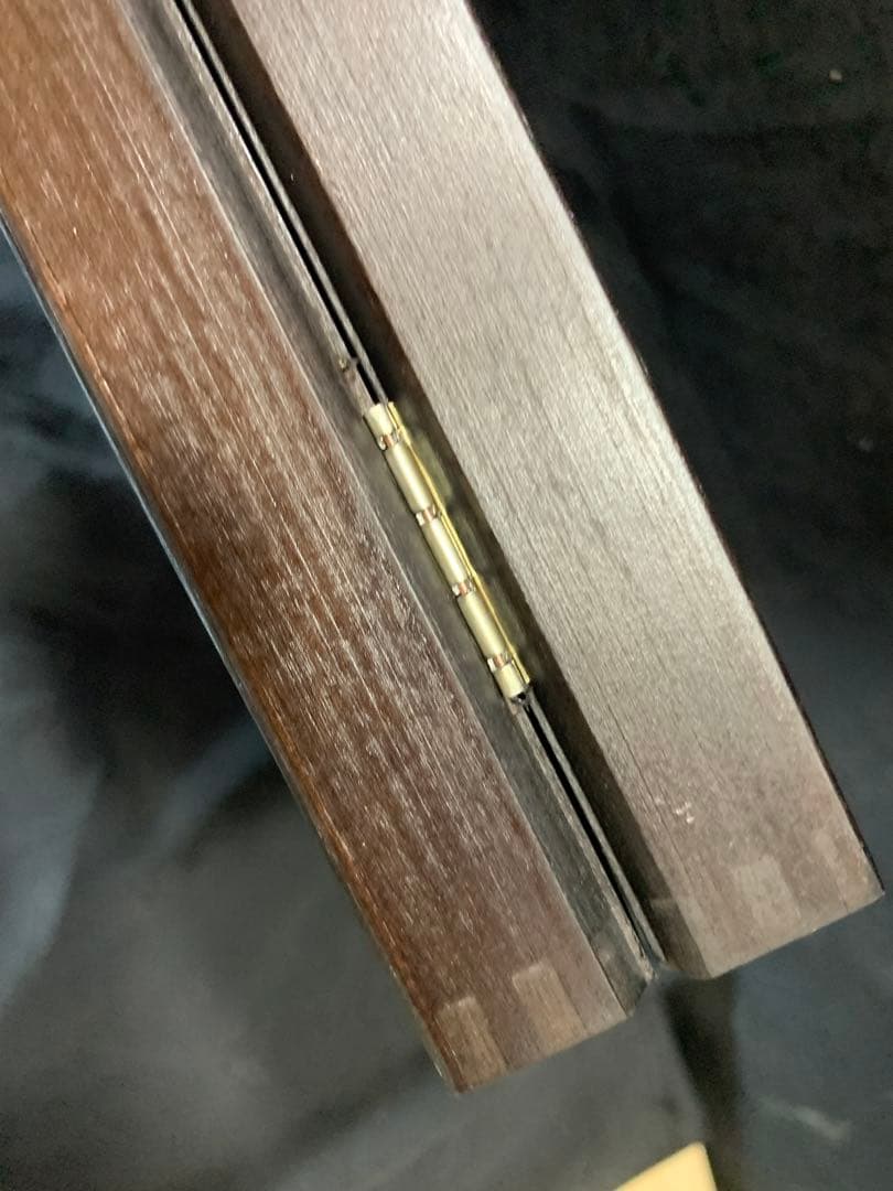 その1 クイーンズビースト　2オンス銀貨専用木箱　ケース　10枚用　カプセル付き