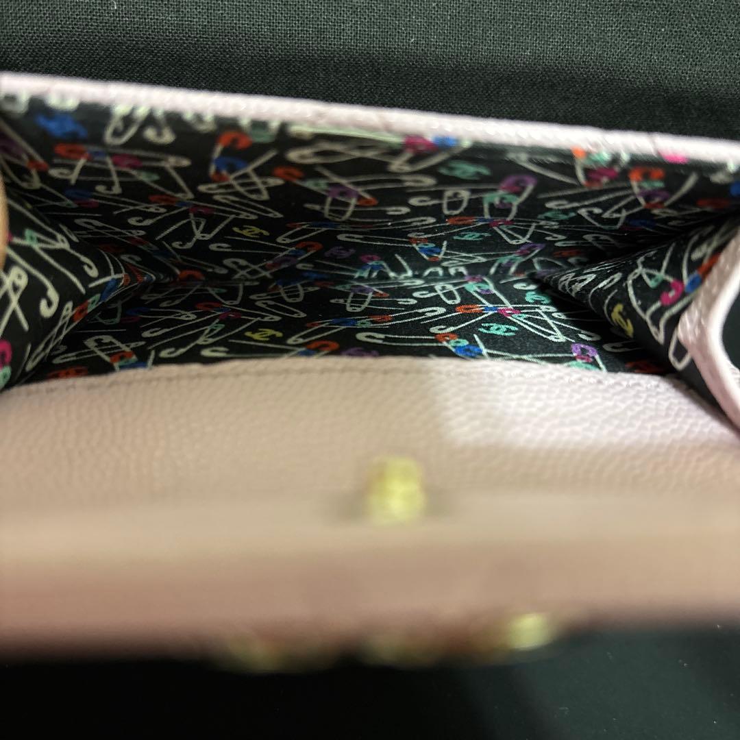 ［新品ほぼ未使用］CHANELシャネル正規品スモールウォレット三つ折り財布ピンク