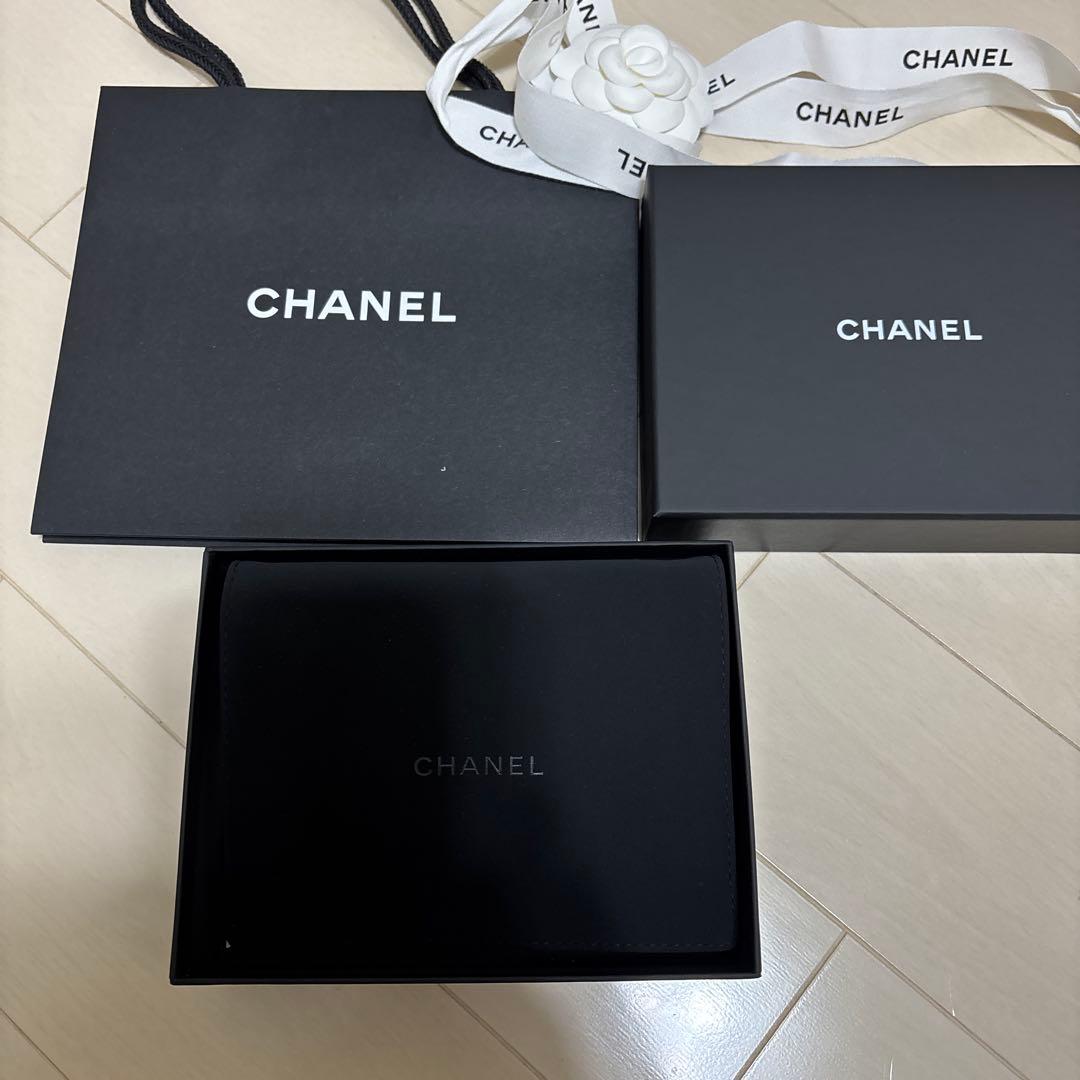 ［新品ほぼ未使用］CHANELシャネル正規品スモールウォレット三つ折り財布ピンク
