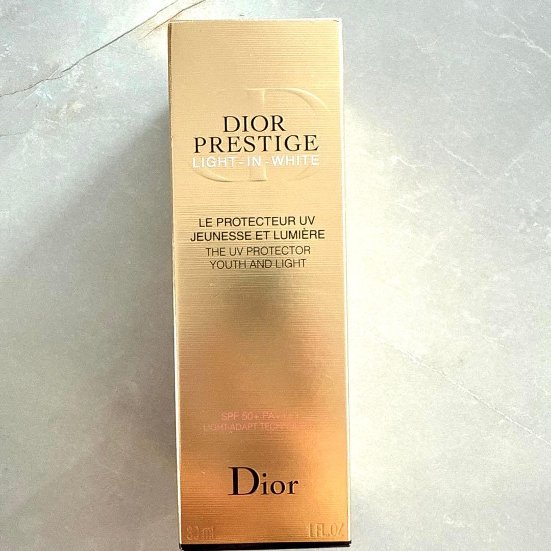 ディオール　プレステージホワイトルプロテクタールミエールuv 下地　日焼け止め