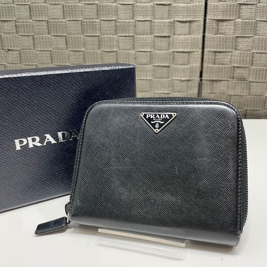 m*e様 PRADA サフィアーノレザー ブラック財布