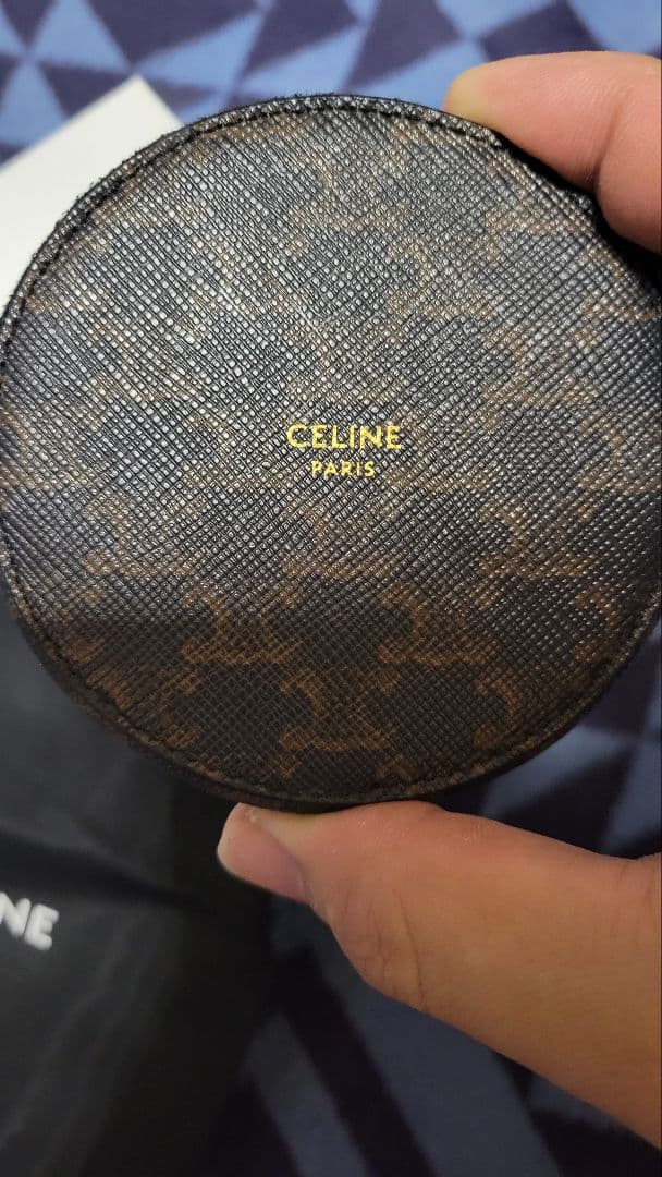 CELINE　ケース　エンブレム　丸型