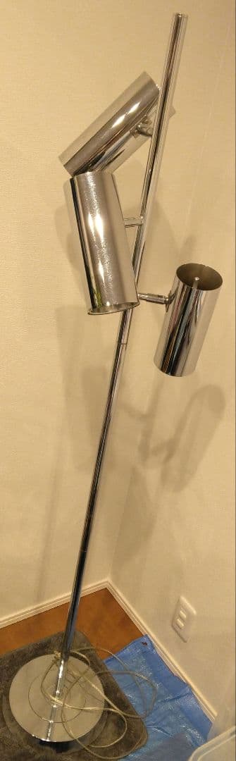 冬特別価格中☆アートワークスタジオ スタンドライト 3灯メタル製☆