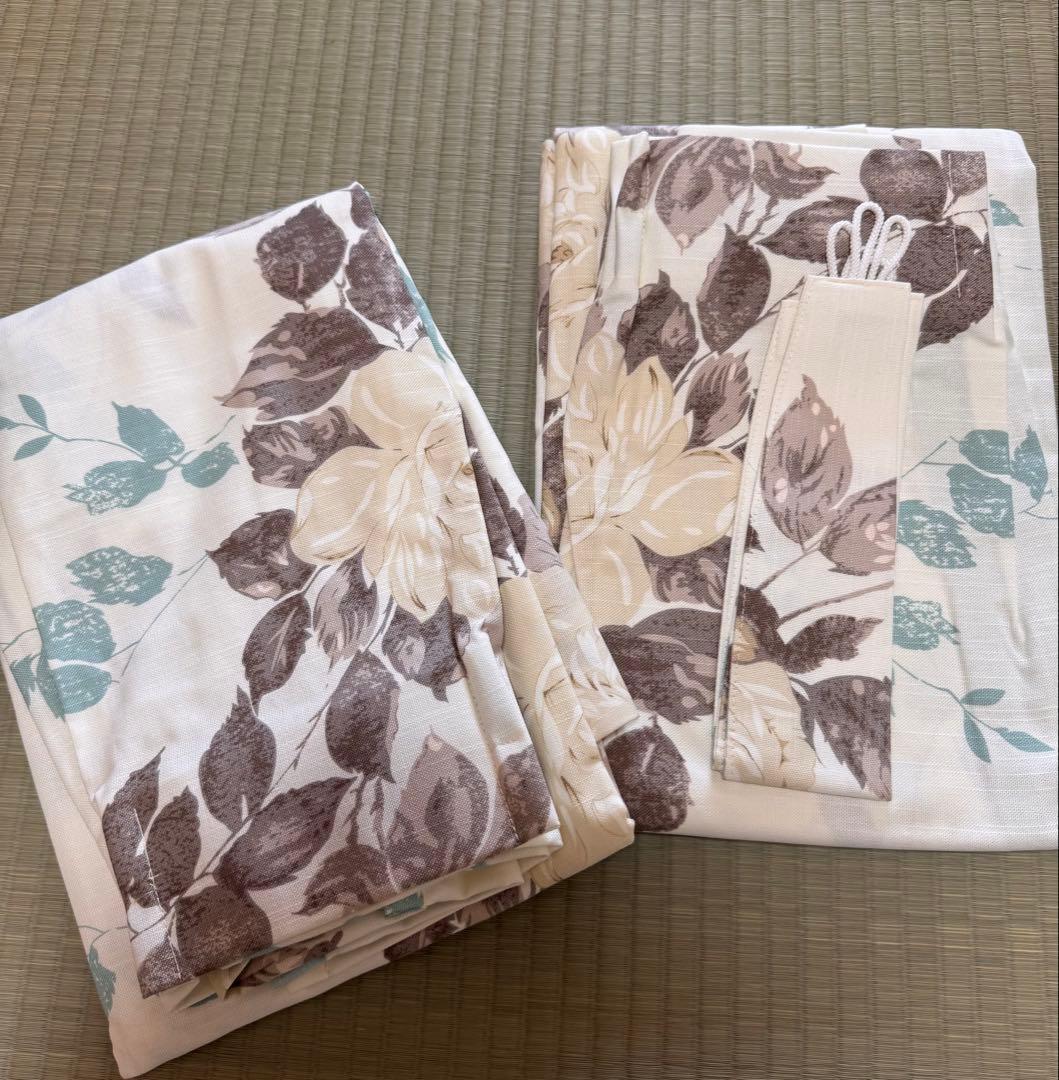 ローラアシュレイ　カーテン100×135cm 2枚セット