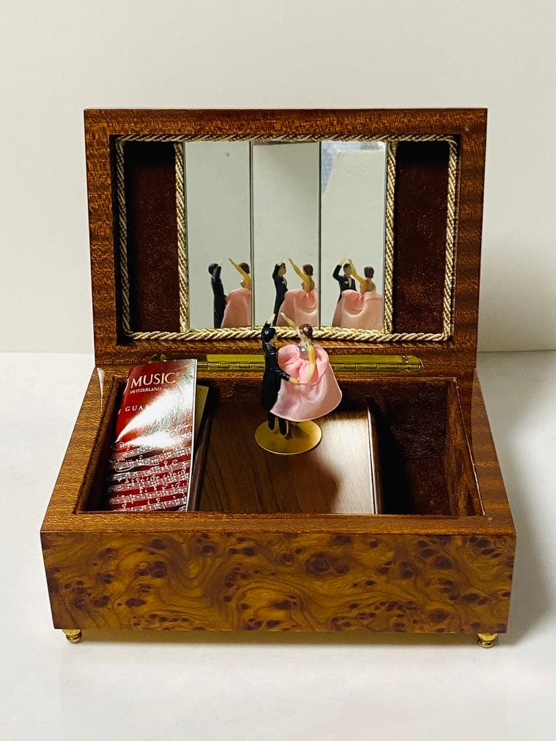 【 希少 】REUGE ダンシングカップルオルゴール付き ジュエリーボックス