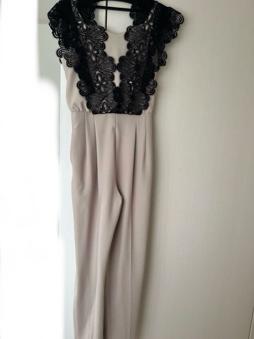 SNIDEL オールインワン　アイボリー