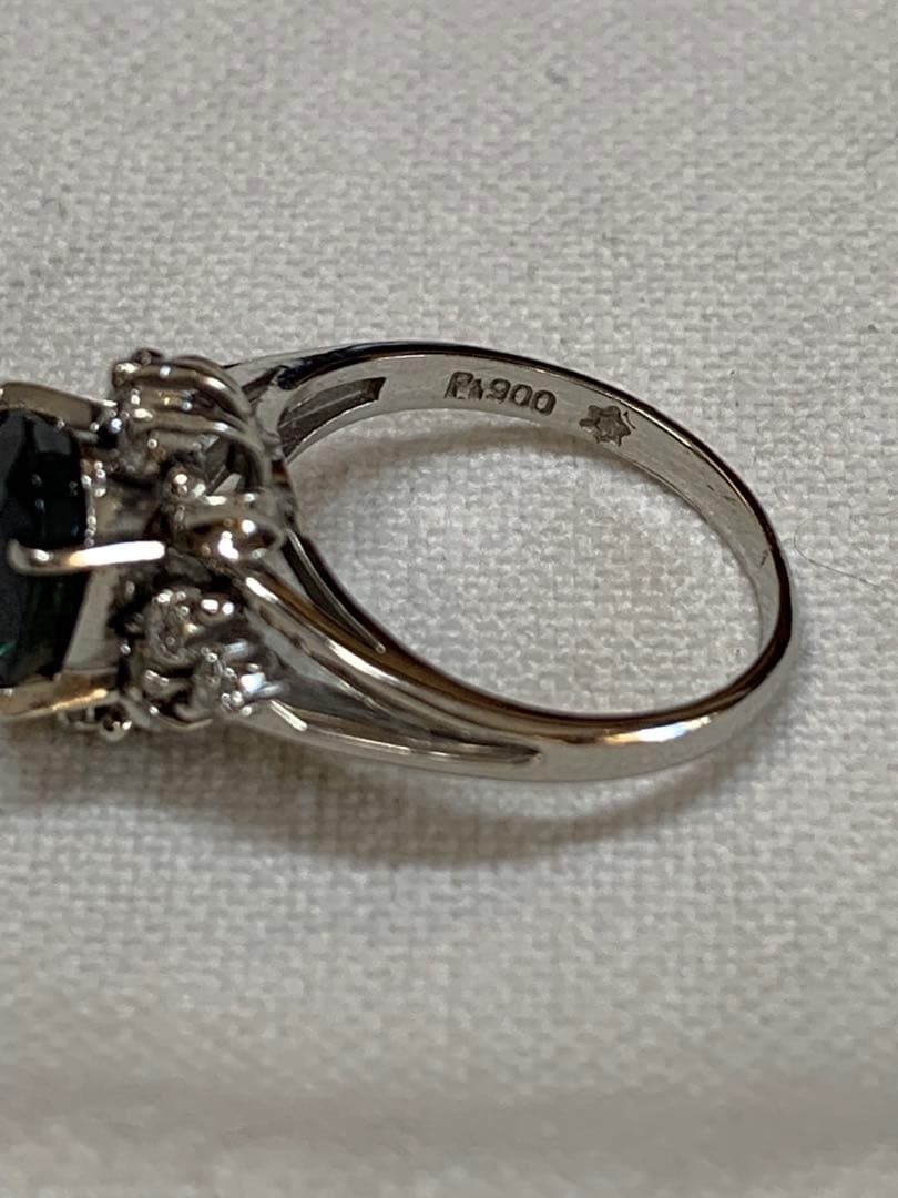 サファイア2.33ct Pt900リング　9号 美品