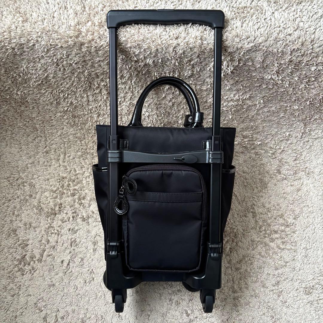 いつき SWANY キャリーバッグ 4輪ストッパー キルティング 黒