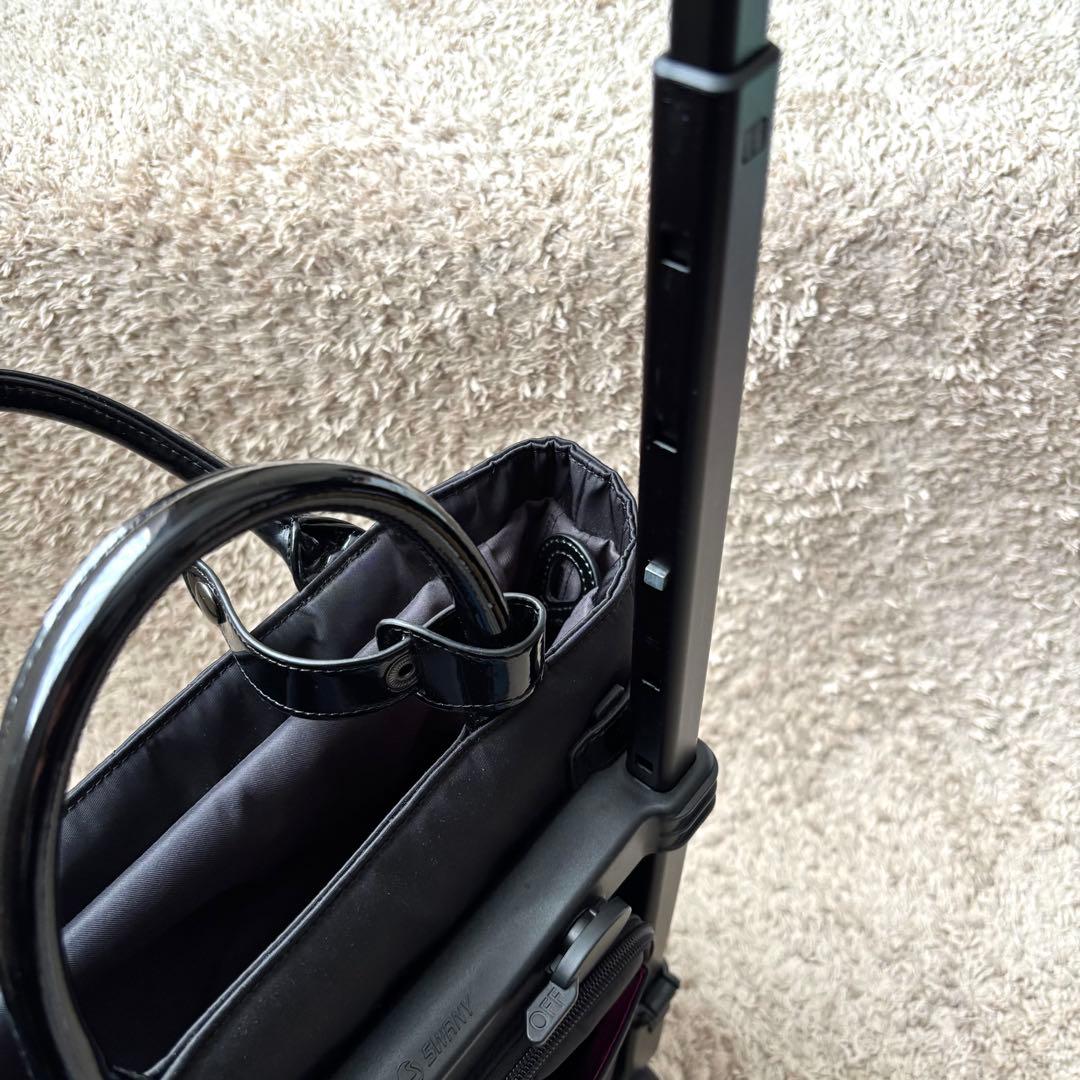 いつき SWANY キャリーバッグ 4輪ストッパー キルティング 黒