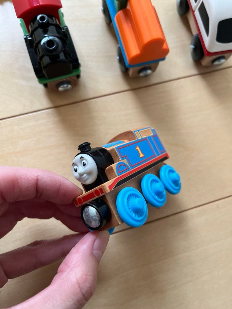 MICKIミッキィ社＆IKEA木製レール　駅舎　橋　木製玩具セット　トーマス