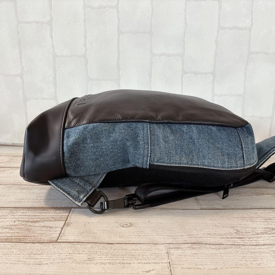 美品✨DIESEL ディーゼル デニム キャンパス レザー ボディーバッグ 希少